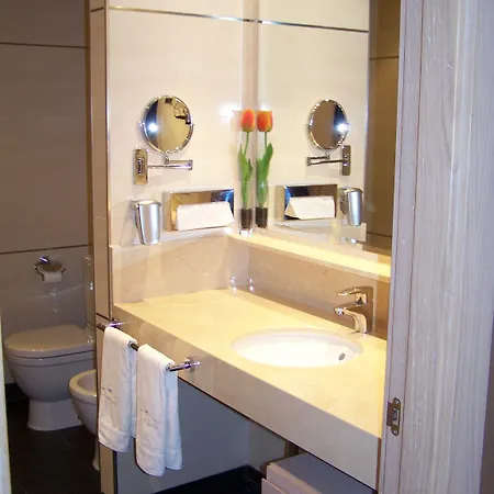 Aparthotel Washington Parquesol & Valladolid