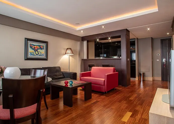 Aparthotel Washington Parquesol & 3*